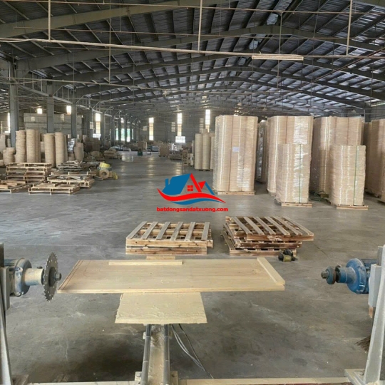 BÁN  XƯỞNG  GỖ - KHÁNH BÌNH - TÂN UYÊN - BÌNH DƯƠNG 
