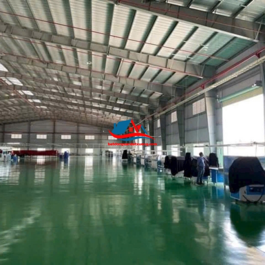 TIN BÁN XƯỞNG MAY CỤM CÔNG NGHIỆP TÂN UYÊN BÌNH DƯƠNG